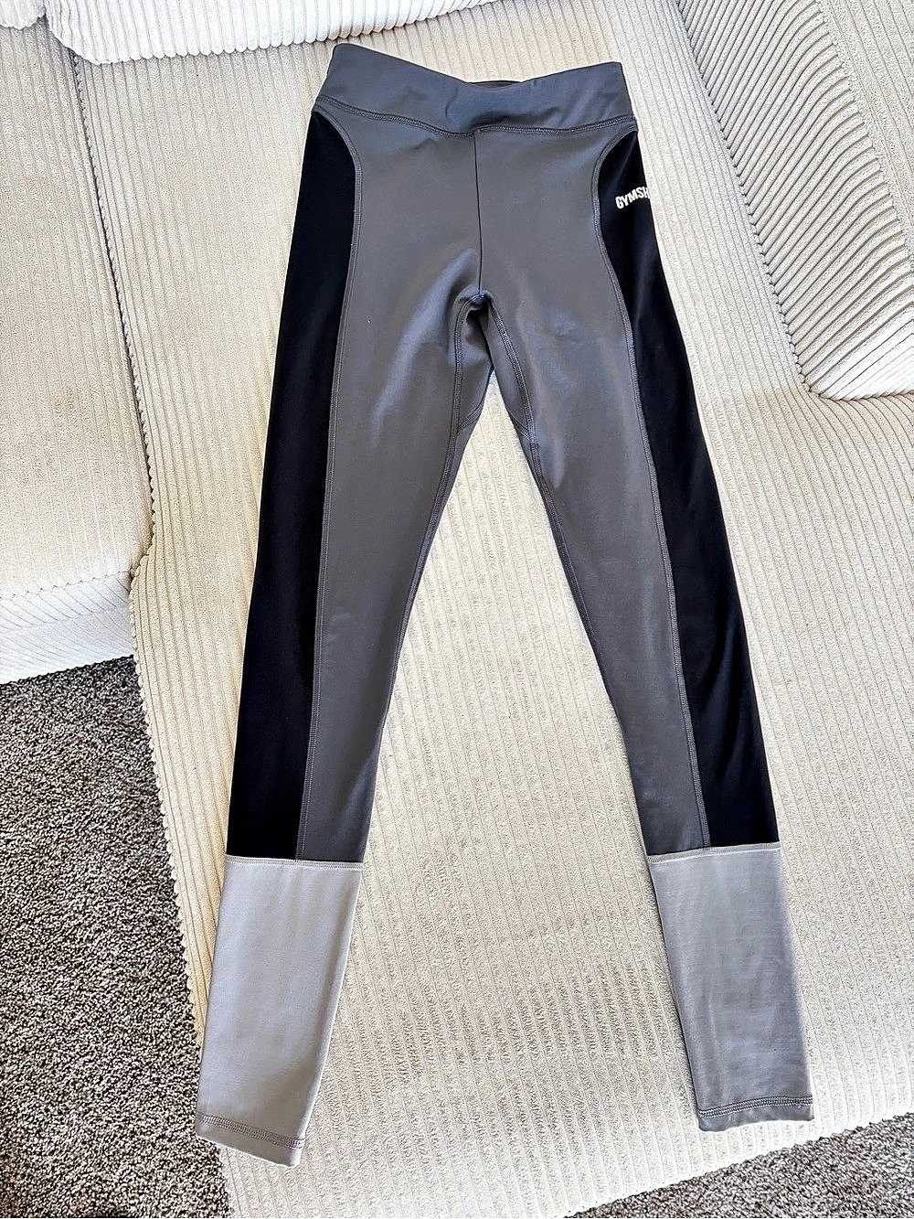Gymshark Colour Block Leggings Gray & Black Small